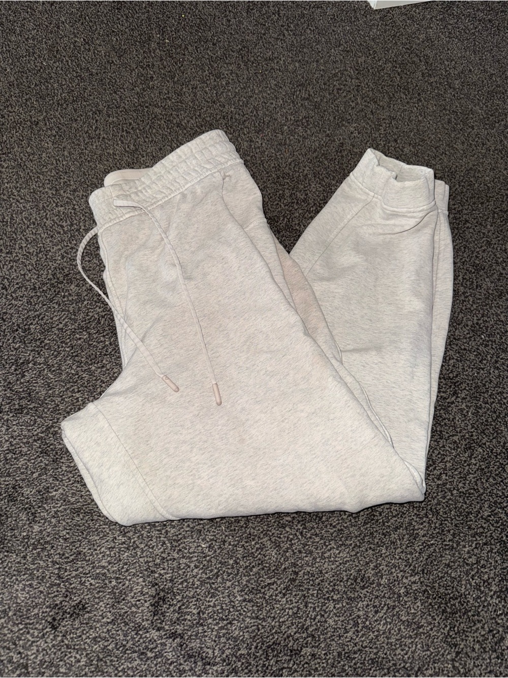 Authentic Lululemon Loungeful High-Rise Jogger Light Gray Size 8